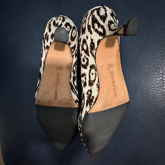 Manolo Blahnik Kitten heel leopard print shoes Size 36.5 - Picture 2 of 2